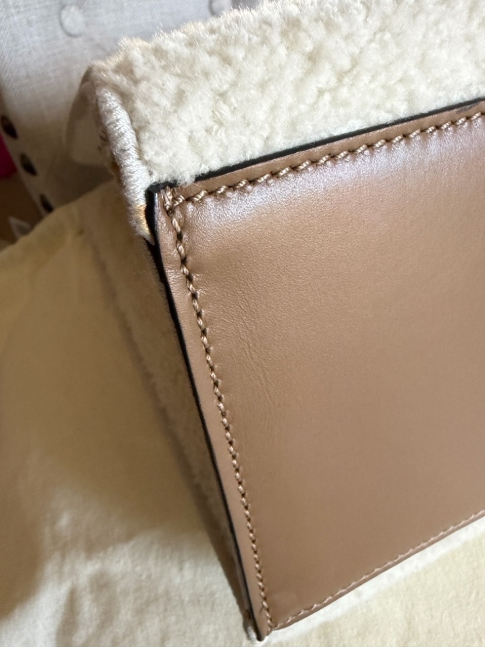 FENDI SHEARLING SUNSHINE MEDIUM TOTE BAG SHOULDER STRAP (LIMITED EDITION) - Picture 15 of 15